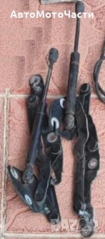 Продавам панти и амортисьори заден капак Ауди А4, Б5