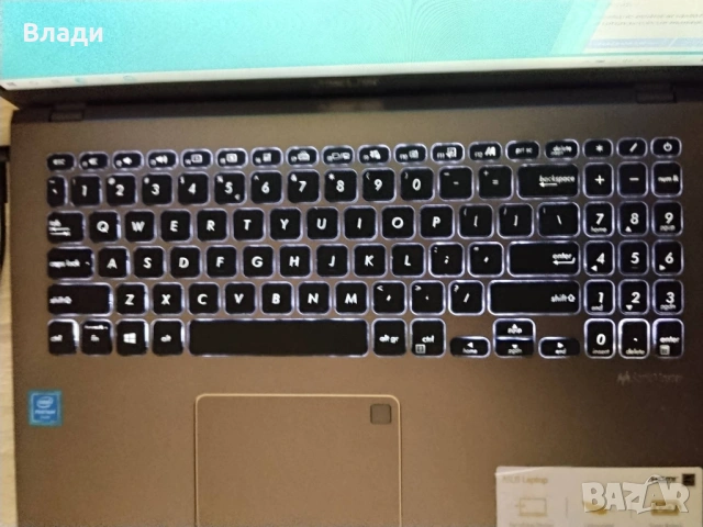 Asus X509M 4ядрен Pentium Silver/8GB/240 GB SSD/3 часа батерия/подсветка, снимка 5 - Лаптопи за дома - 53604673