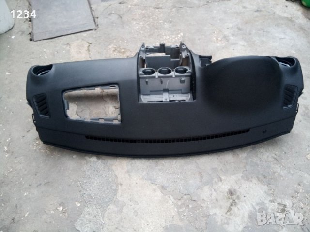 Табло за Мазда 6 , снимка 2 - Части - 33126203