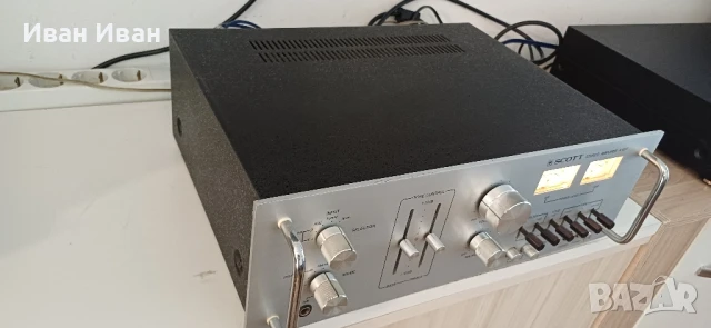 Усилвател SCOTT A437, снимка 4 - Ресийвъри, усилватели, смесителни пултове - 51264328