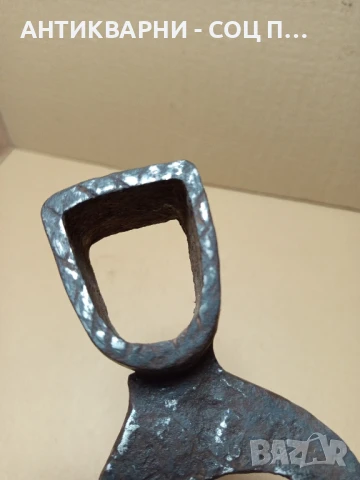 Соц Стар Ръчно Кован Инструмент За Копане Тегло 0.900кг., снимка 7 - Антикварни и старинни предмети - 50489357