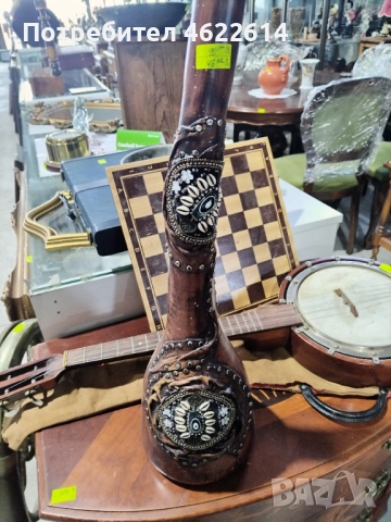 МНОГО КРАСИВА И ЕКТРАВАГАНТНА ВАЗА С ЦВЕТЕ , снимка 2 - Антикварни и старинни предмети - 52845324