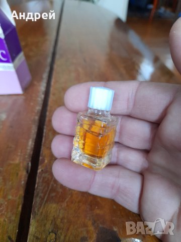 Стар парфюм Венус, снимка 4 - Други ценни предмети - 43329072