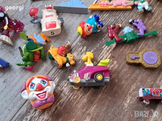 играчки от шоколадови яйца 10/2, снимка 3 - Фигурки - 48610559