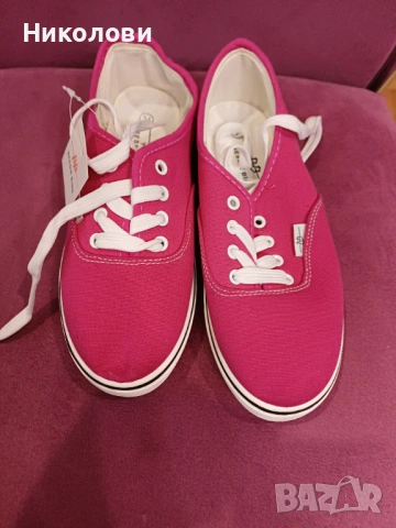 Детски платненки / розови/ чисто нови - номер 34 , снимка 3 - Детски маратонки - 53065996