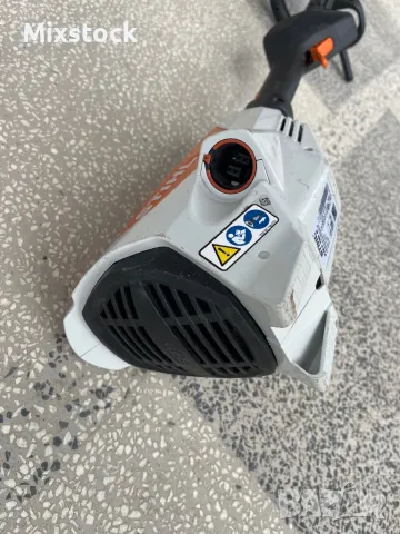 STIHL KMA 130 R - Комби система, снимка 4 - Градинска техника - 49870437