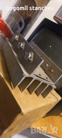 Радиатор с  6 транз.  за усилвател, зарядно