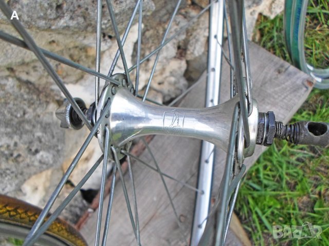 Ретро шосейни шини, капли/Campagnolo/, снимка 8 - Части за велосипеди - 32677846