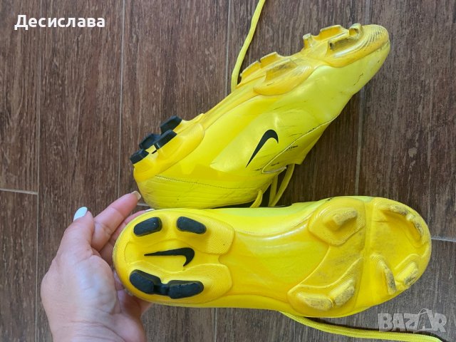 Бутонки Nike 8 лева, снимка 3 - Детски маратонки - 37090628