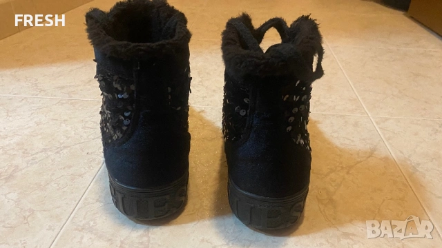 Боти GUESS 39, снимка 3 - Дамски боти - 53085877