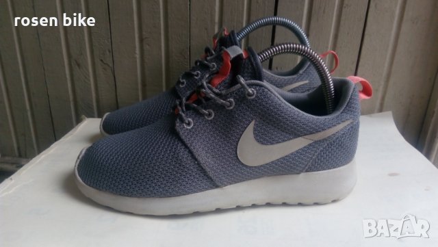 Оригинални маратонки'' Nike Roshe Run'' 36 номер, снимка 6 - Маратонки - 28302524