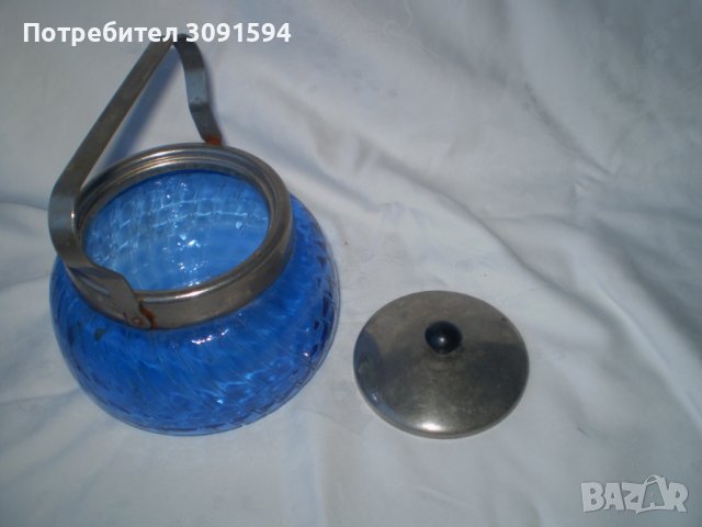 Ретро Бонбониера Синьо стъкло метален капак с дръжка, снимка 2 - Други ценни предмети - 39367235