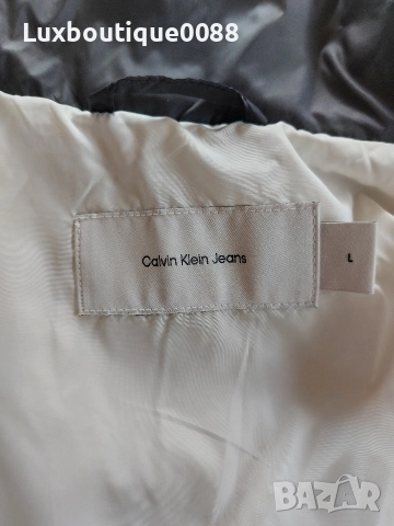 Използвано в отлично състояние зимно пухено яке Calvin Klein L, снимка 3 - Якета - 52868514