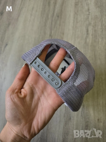 Нова дамска шапка WOLF с козирка , снимка 3 - Шапки - 53428743