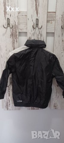 Ветровка PUMA, снимка 2 - Детски якета и елеци - 38134309