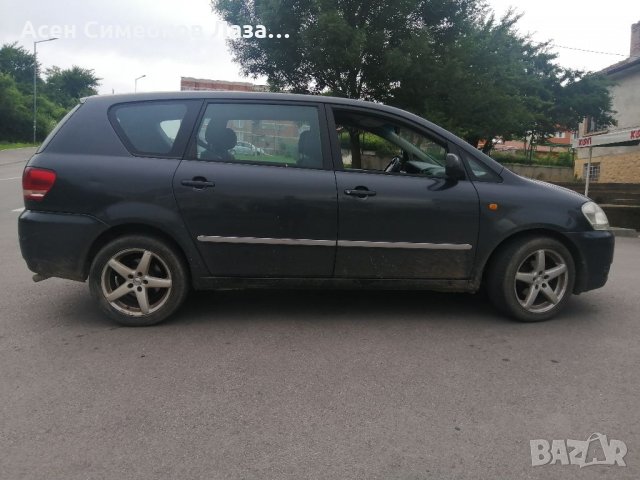 Тойота Авенсис Версо Д4Д Toyota Avensis verso D4D Дата на производство - май 2004г. Тип двигател - Д, снимка 8 - Автомобили и джипове - 34584979