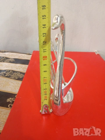 Посребрен лъжичник - Лебед , снимка 2 - Прибори за хранене, готвене и сервиране - 53071163