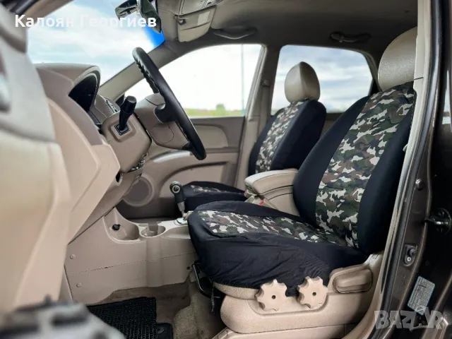 Киа Спортидж 2006г., кожени седалки, снимка 11 - Части - 47625111