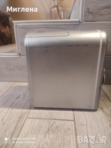 Мини хладилник на 12 и 200 волта, снимка 8 - Хладилни чанти - 48644292