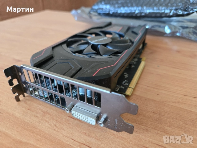Radeon RX 560 4GB, снимка 5 - Видеокарти - 52072024