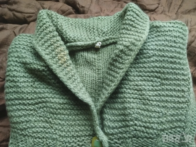 100% Вълнена Дебела Топла Жилетка, снимка 2 - Жилетки - 51960845