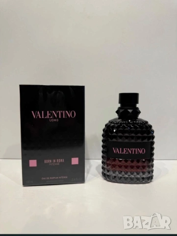 Valentino born in Roma uomo