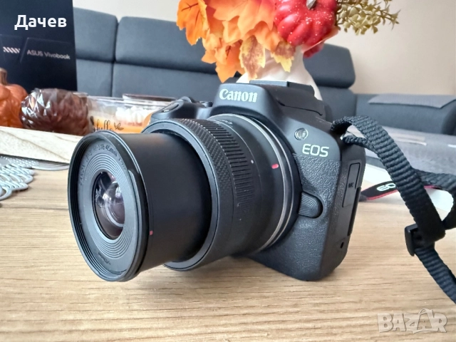 Фотоапарат Canon EOS R50 + обектив Canon RF-S 18-45mm