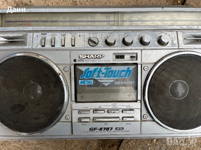 Продавам sharp gf8787