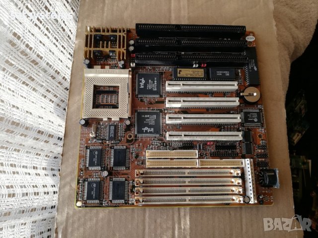 Дънна платка Intel PCIset SB82437VX SB82371SB V1.4 Socket 7, снимка 7 - Дънни платки - 36726154