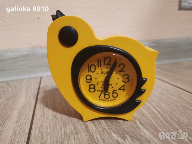 Стар работещ  рядък будилник
