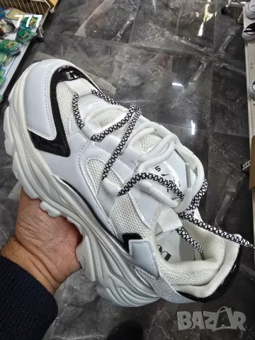 дамски обувки , снимка 4 - Дамски ежедневни обувки - 47451252