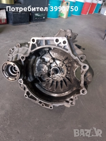 Скоростна кутия за Голф 4 1,6 AKL, снимка 2 - Части - 51574216