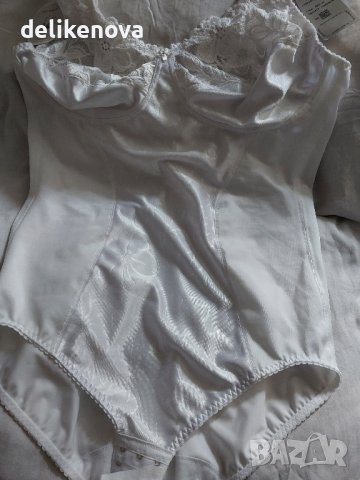 Triumph Size 90 D Ново цялостно бельо