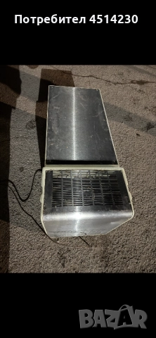 Хладилна витрина със стъклени плъзгащи врати – работеща, подходяща за магазин/кафе, снимка 2 - Витрини - 52436605