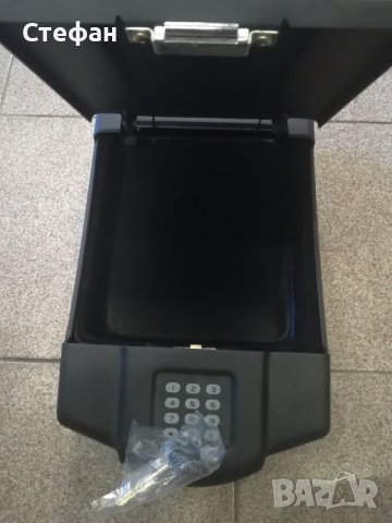 Мобилен сейф MBG 6000 за автомобил с електронна брава , снимка 3 - Сейфове и каси - 39089147