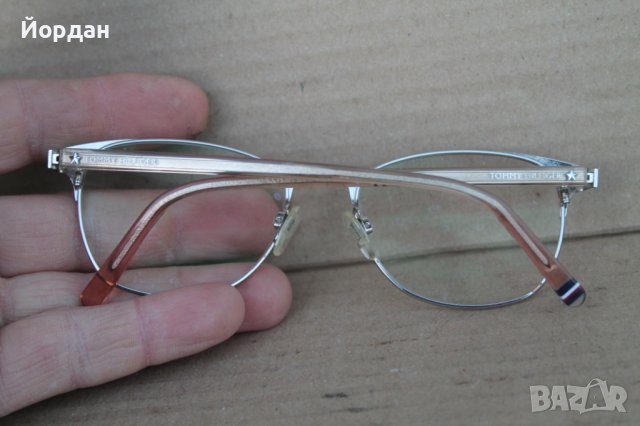 Очила ''Tommy Hilfiger'', снимка 16 - Слънчеви и диоптрични очила - 43559889