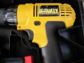 Продавам винтоверт DEWALT DC 756 с батерии Li-ion 2.5 Ah, снимка 3