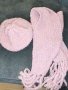 Ръчно плетени шал и шапка , снимка 1 - Шапки - 38915670