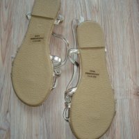 Отлични Сандалки с тънки каишки , снимка 5 - Детски сандали и чехли - 28941869