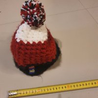 Зимна шапка, снимка 2 - Шапки - 39668916