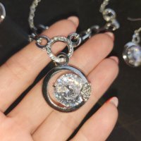 SWAROVSKI ... Комплект колие и обеци с кристали сваровски и покритие от бяло злато, снимка 4 - Колиета, медальони, синджири - 25392260