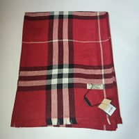 Червен кашмирен шал Burberry подарък за жена, снимка 4 - Шалове - 35140065