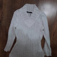 Нова блуза , снимка 1 - Блузи с дълъг ръкав и пуловери - 28747309