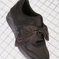 Нови черни сатенени обувки с панделка, снимка 2 - Дамски ежедневни обувки - 43653688