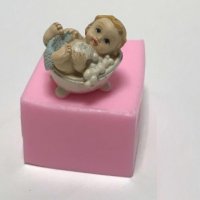 3d малко бебе във вана силиконов молд форма фондан гипс шоколад