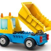 LEGO® City Great Vehicles 60391 - Строителни камиони и кран с разбиваща топка, снимка 8 - Конструктори - 43253750