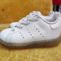 Оригинални бебешки маратонки Adidas Stan Smith номер 20 , снимка 3 - Детски маратонки - 36968029