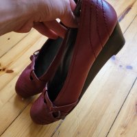 Нови вишневи обувки, снимка 3 - Дамски ежедневни обувки - 40225734
