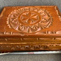 Красива дървена кутия за бижута-10, снимка 1 - Антикварни и старинни предмети - 43986512