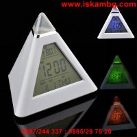 LED будилник и метеостанция с форма на пирамида светещ в 7 цвята, снимка 6 - Други стоки за дома - 28472198